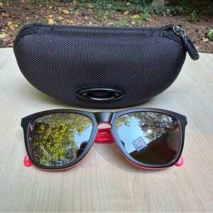FROGSKINS Oakley Sunglasses with PRIZM lenses in Oakley case BRAND NEW!